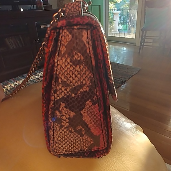 KATE LANDRY CROSSBODY - Picture 8 of 8